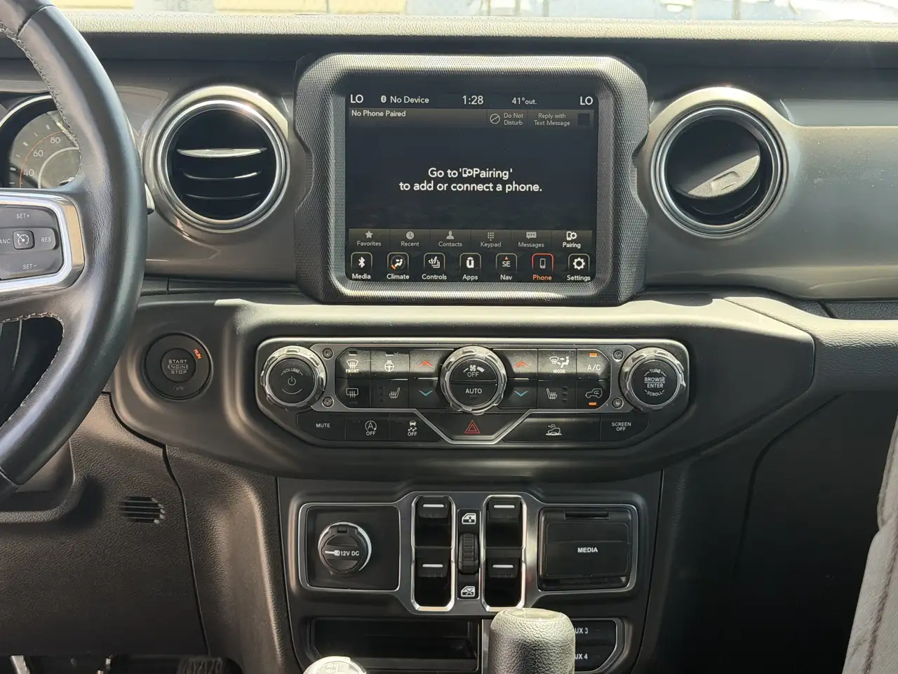 Jeep Wrangler - Image 13