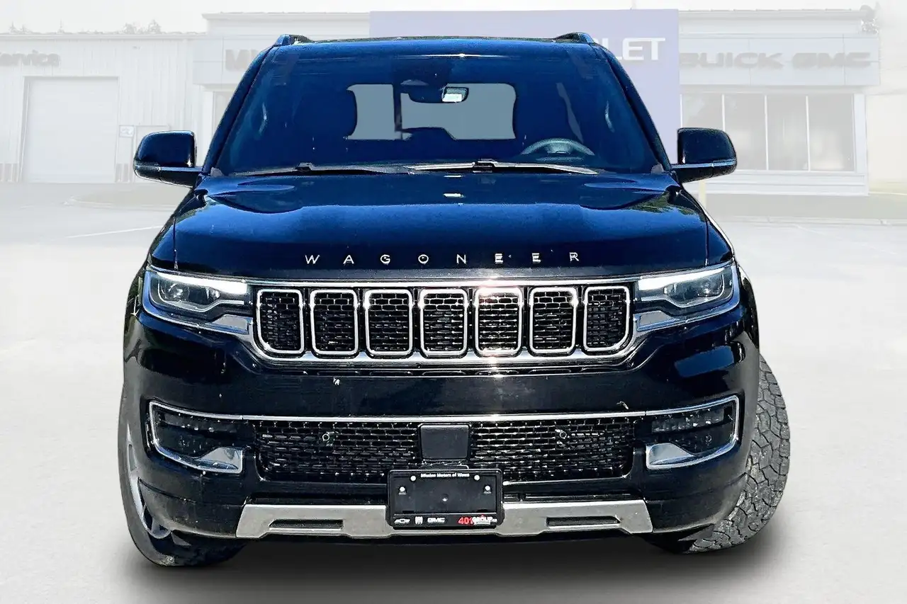Jeep Wagoneer - Image 31