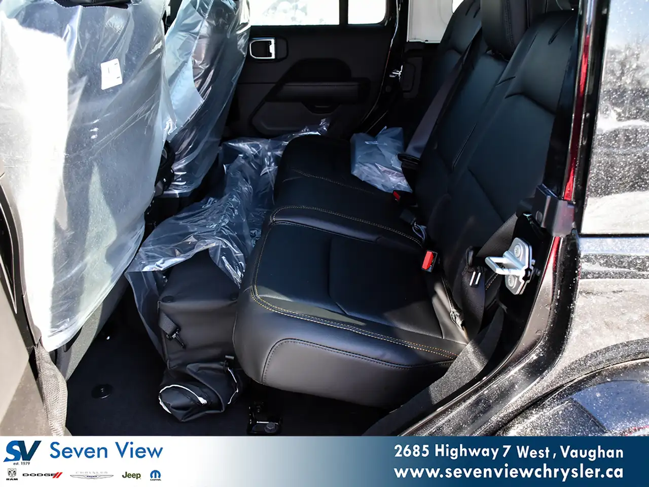 Jeep Wrangler - Image 11