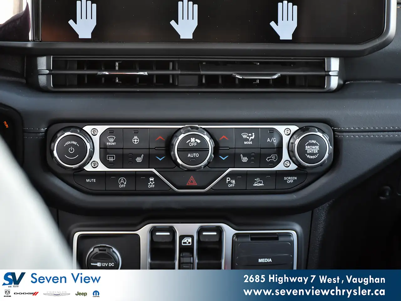 Jeep Wrangler - Image 16