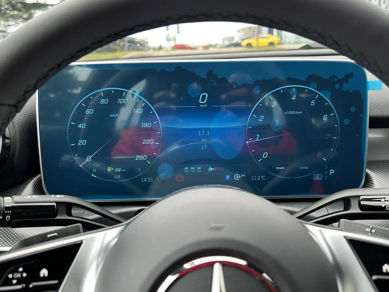 Mercedes-Benz C-Class - Image 15