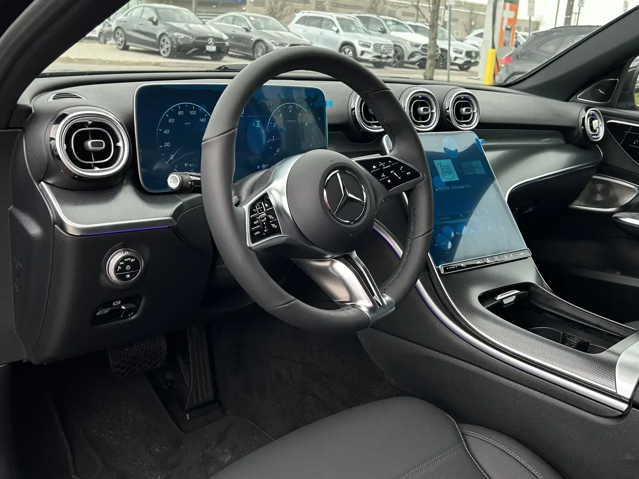 Mercedes-Benz C-Class - Image 11