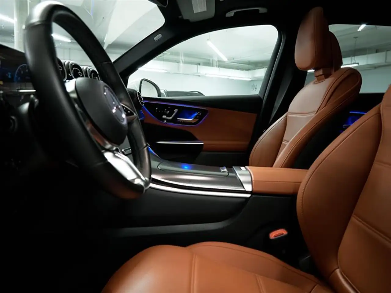 Mercedes-Benz GLC - Image 18