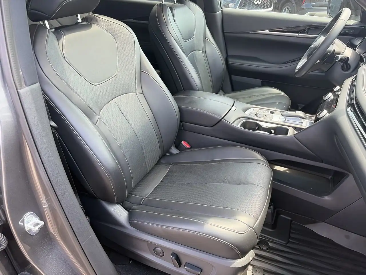 Infiniti QX60 - Image 33