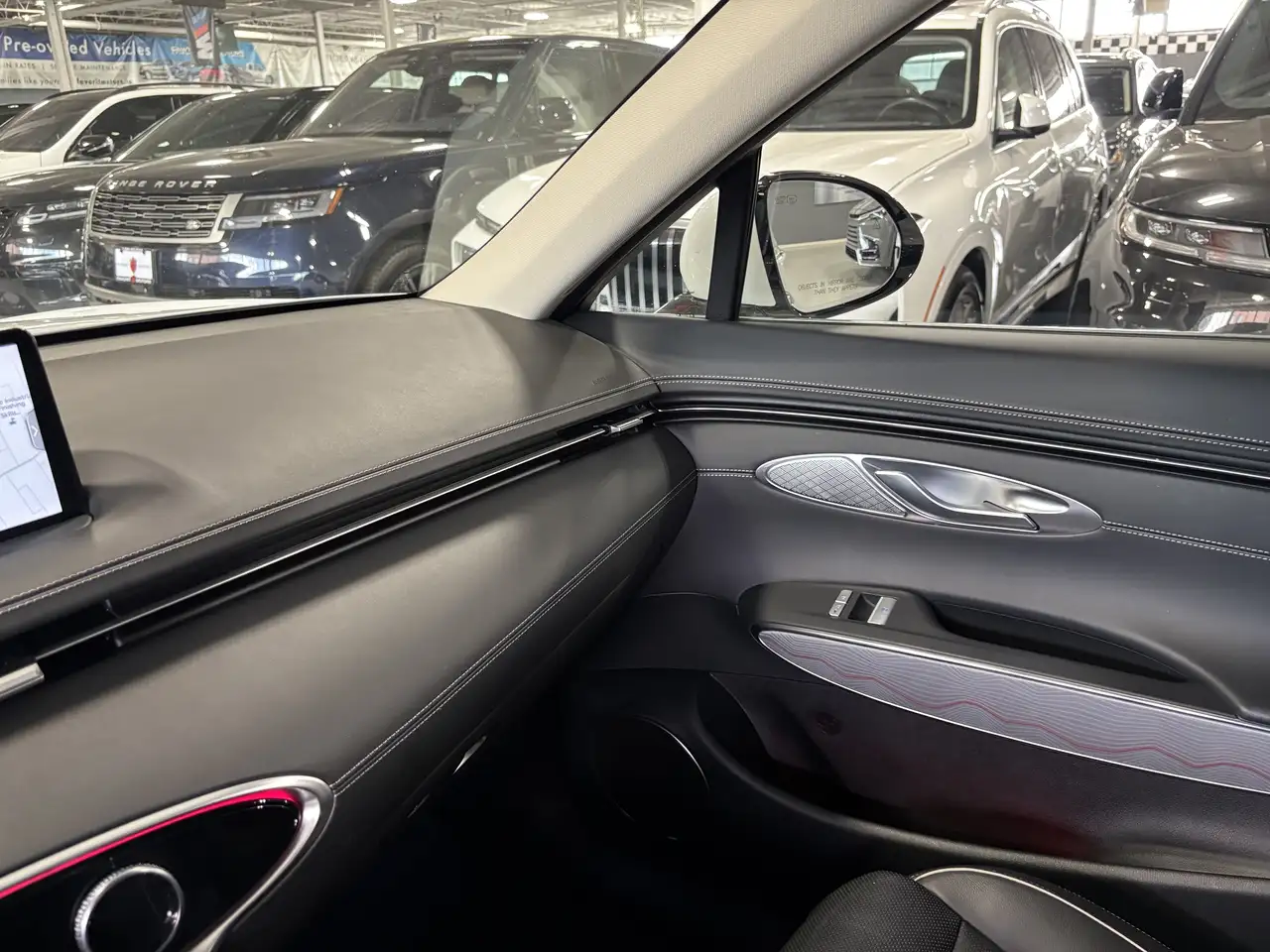 Genesis GV70 - Image 19