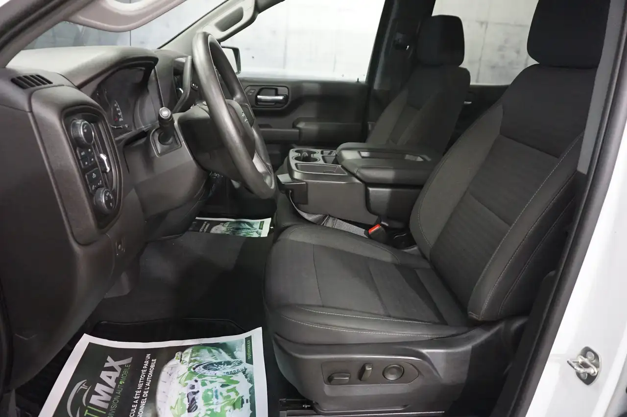 Chevrolet Silverado 1500 - Image 14