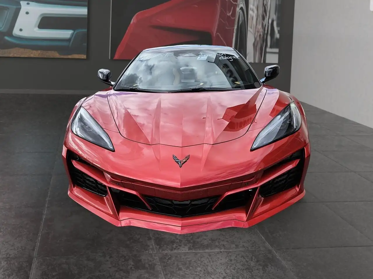 Chevrolet Corvette - Image 2