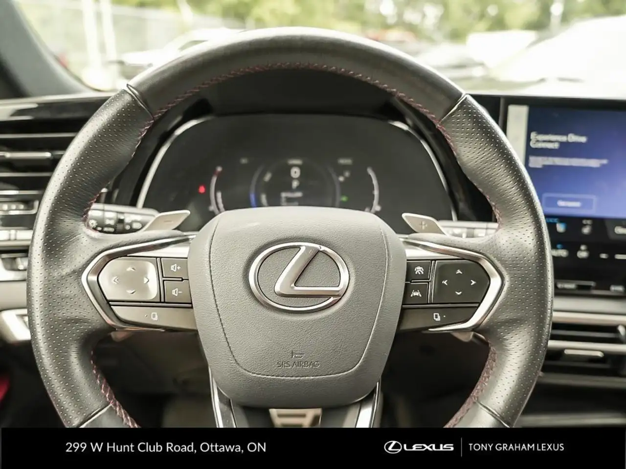 Lexus RX 500h - Image 16