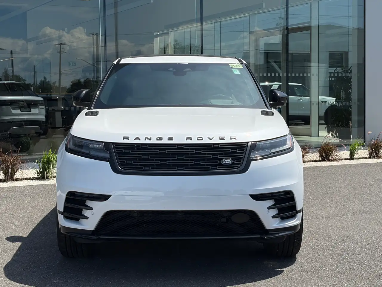 Land Rover Range Rover Velar - Image 2