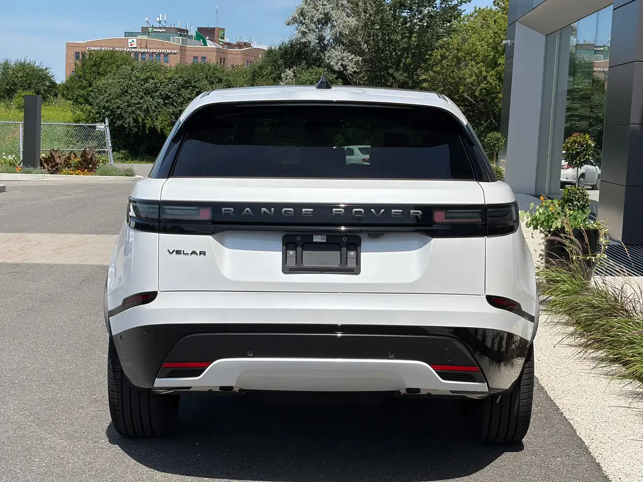 Land Rover Range Rover Velar - Image 5