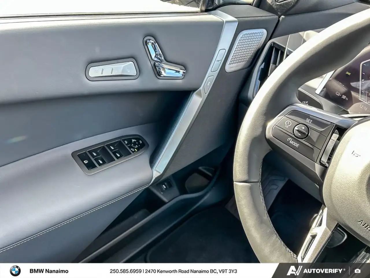 BMW iX - Image 11
