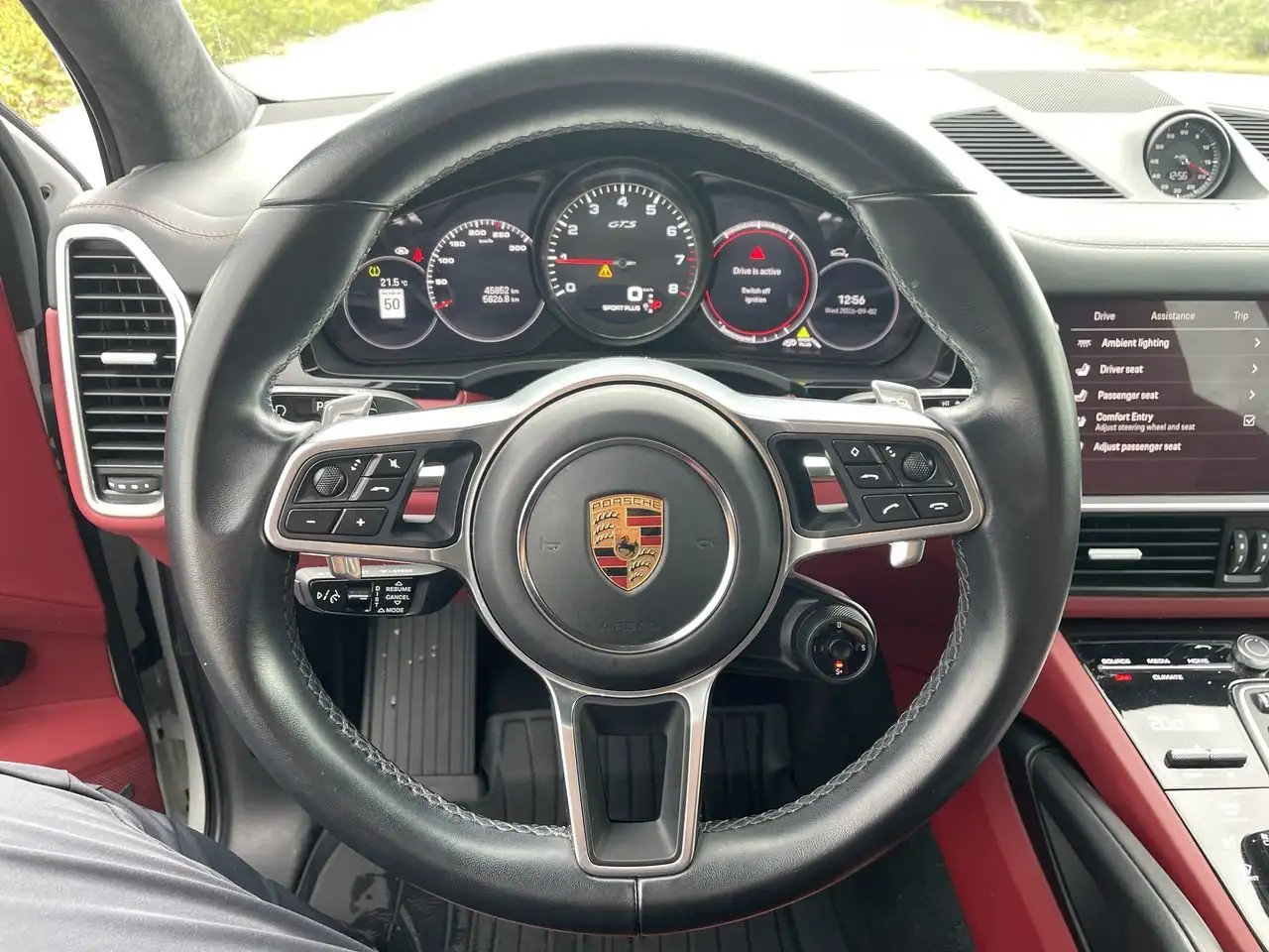 Porsche Cayenne - Image 22