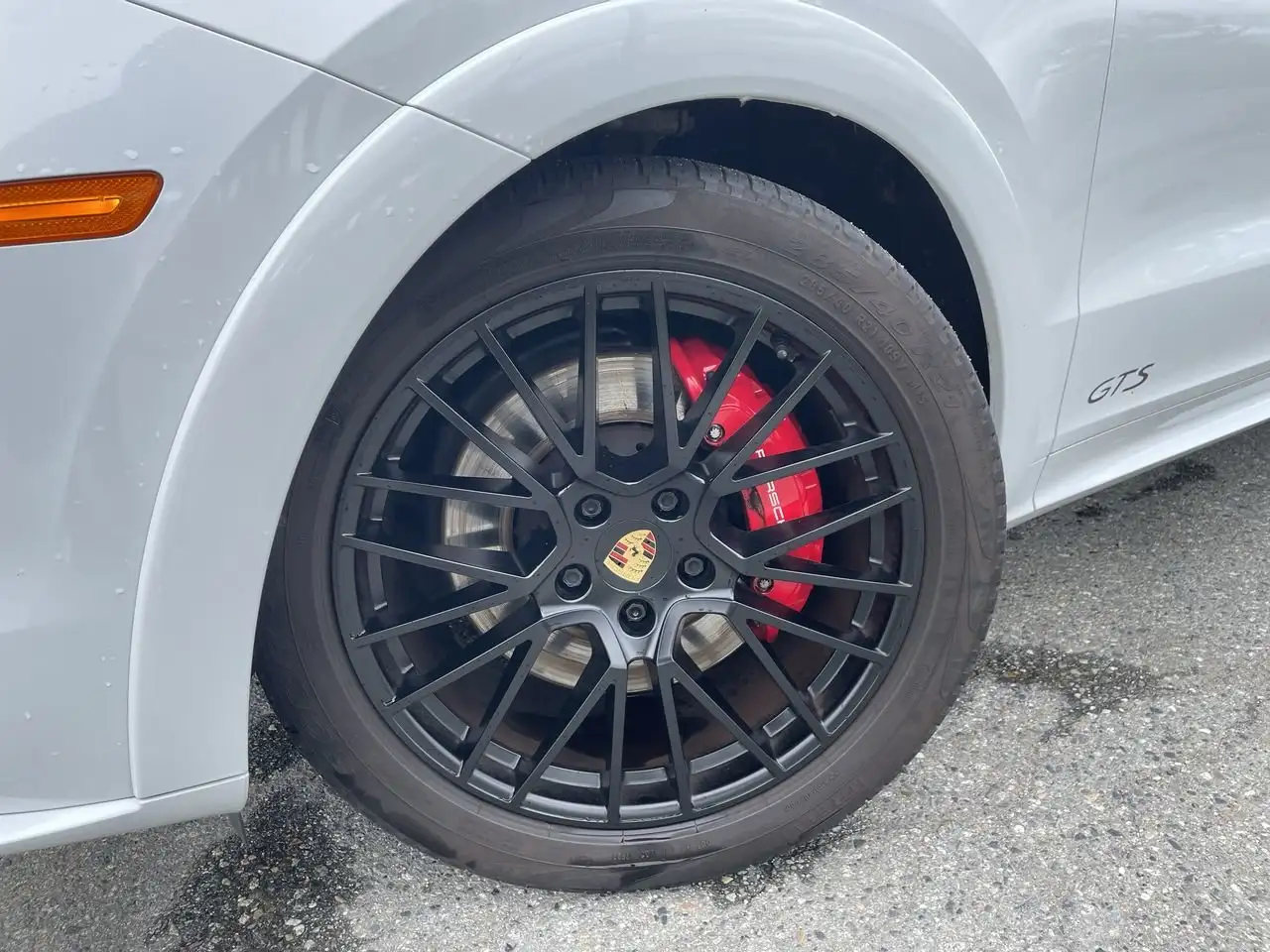 Porsche Cayenne - Image 18
