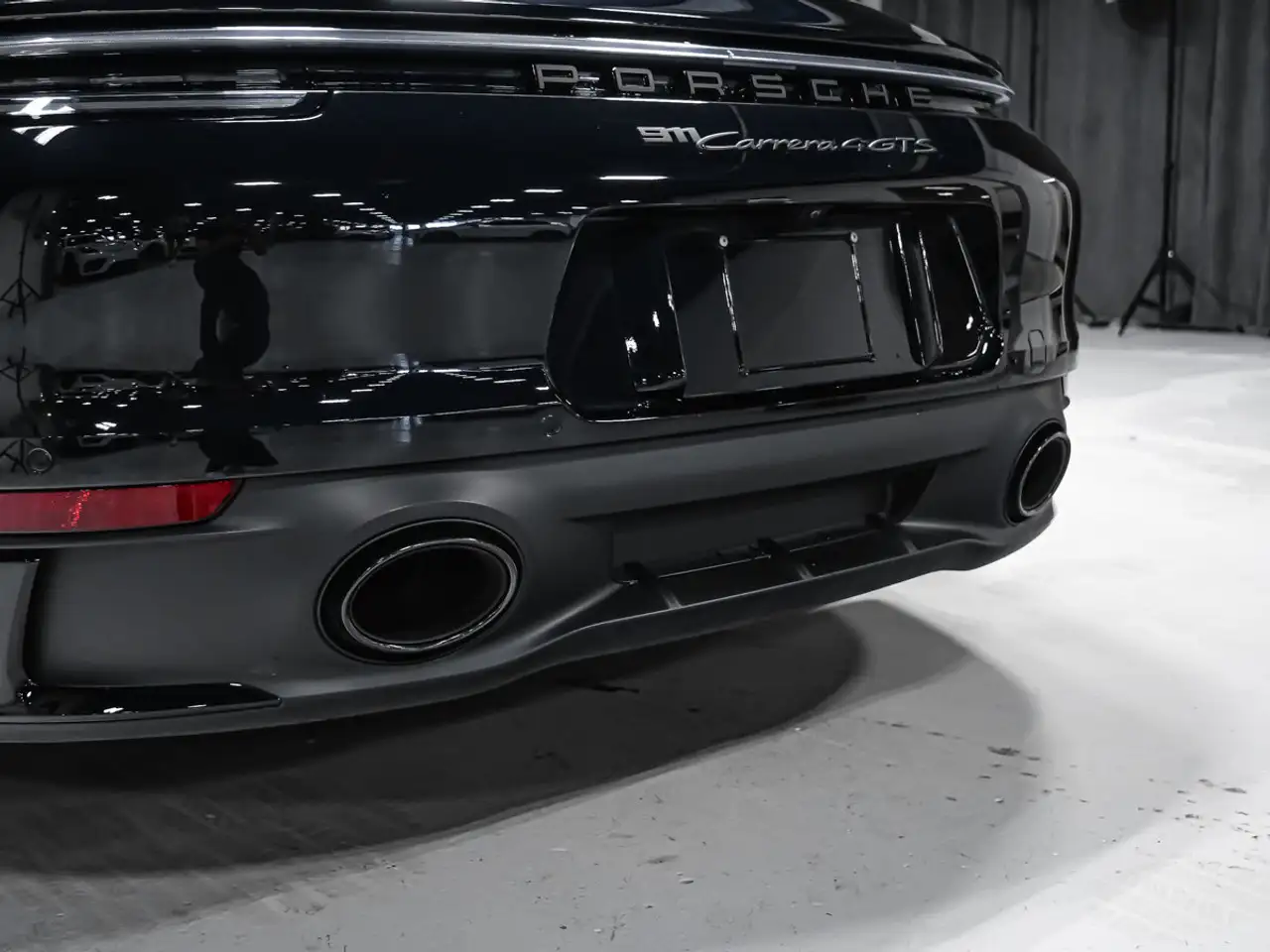 Porsche 911 - Image 10