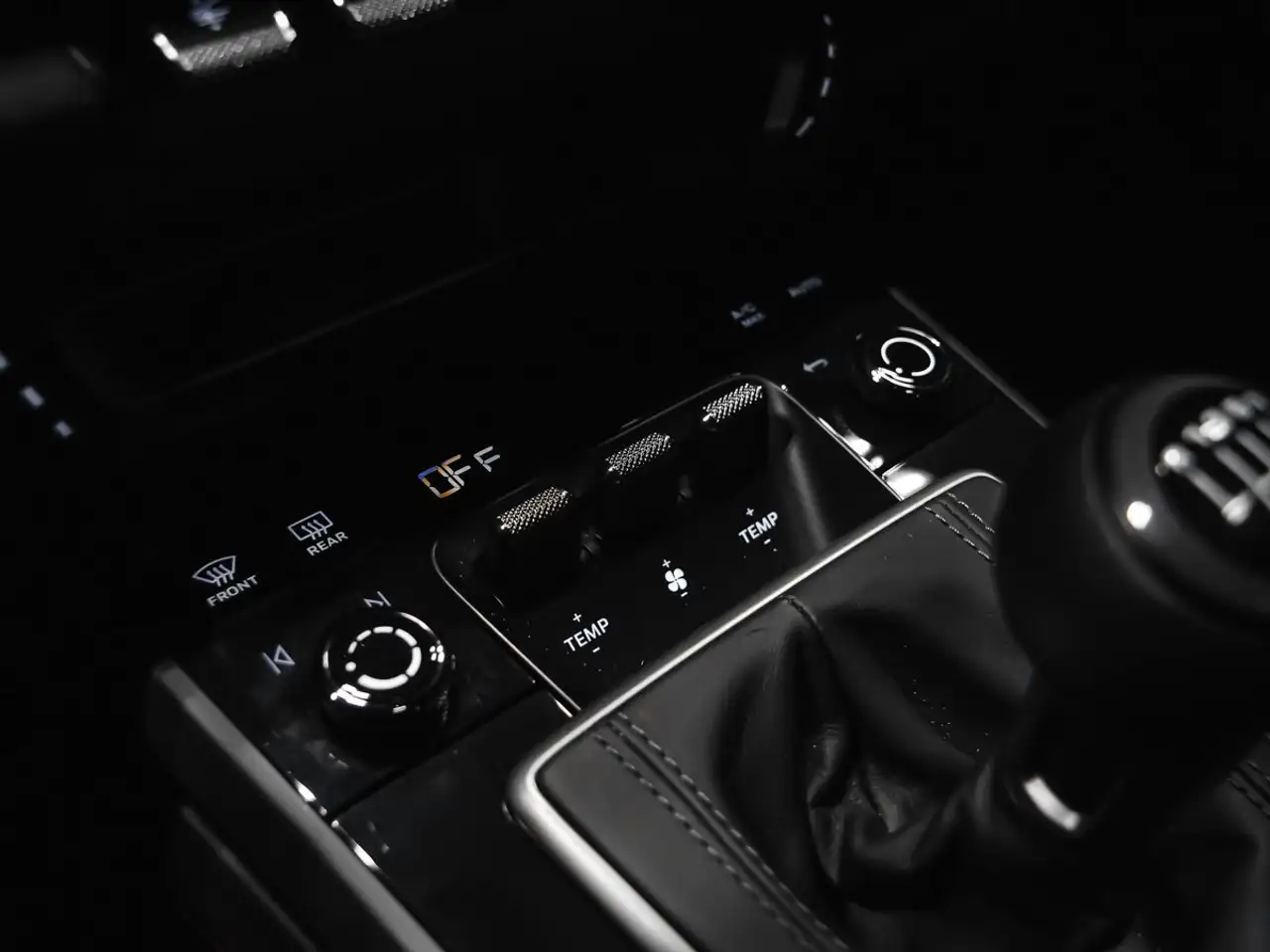 Porsche 911 - Image 28