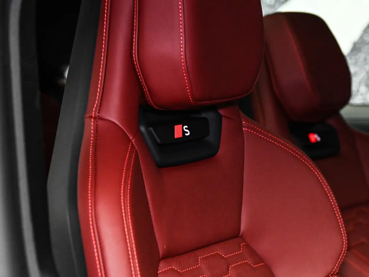 Audi e-tron GT - Image 26