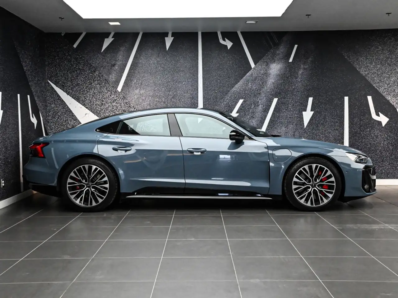 Audi e-tron GT - Image 3