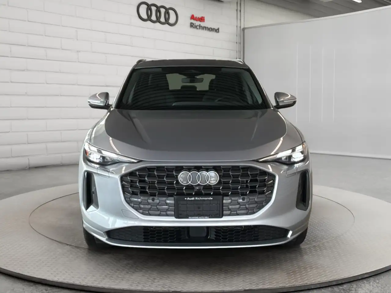 Audi Q5 - Image 2