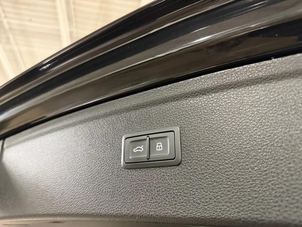 Audi SQ5 - Image 31