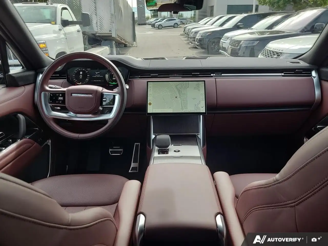 Land Rover Range Rover - Image 23