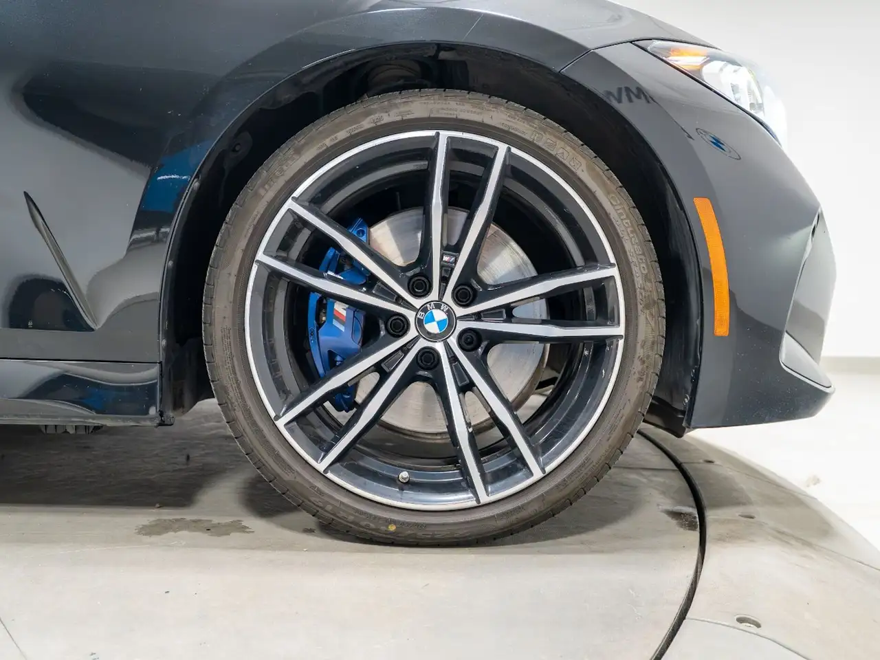 BMW 3 Series - Image 33