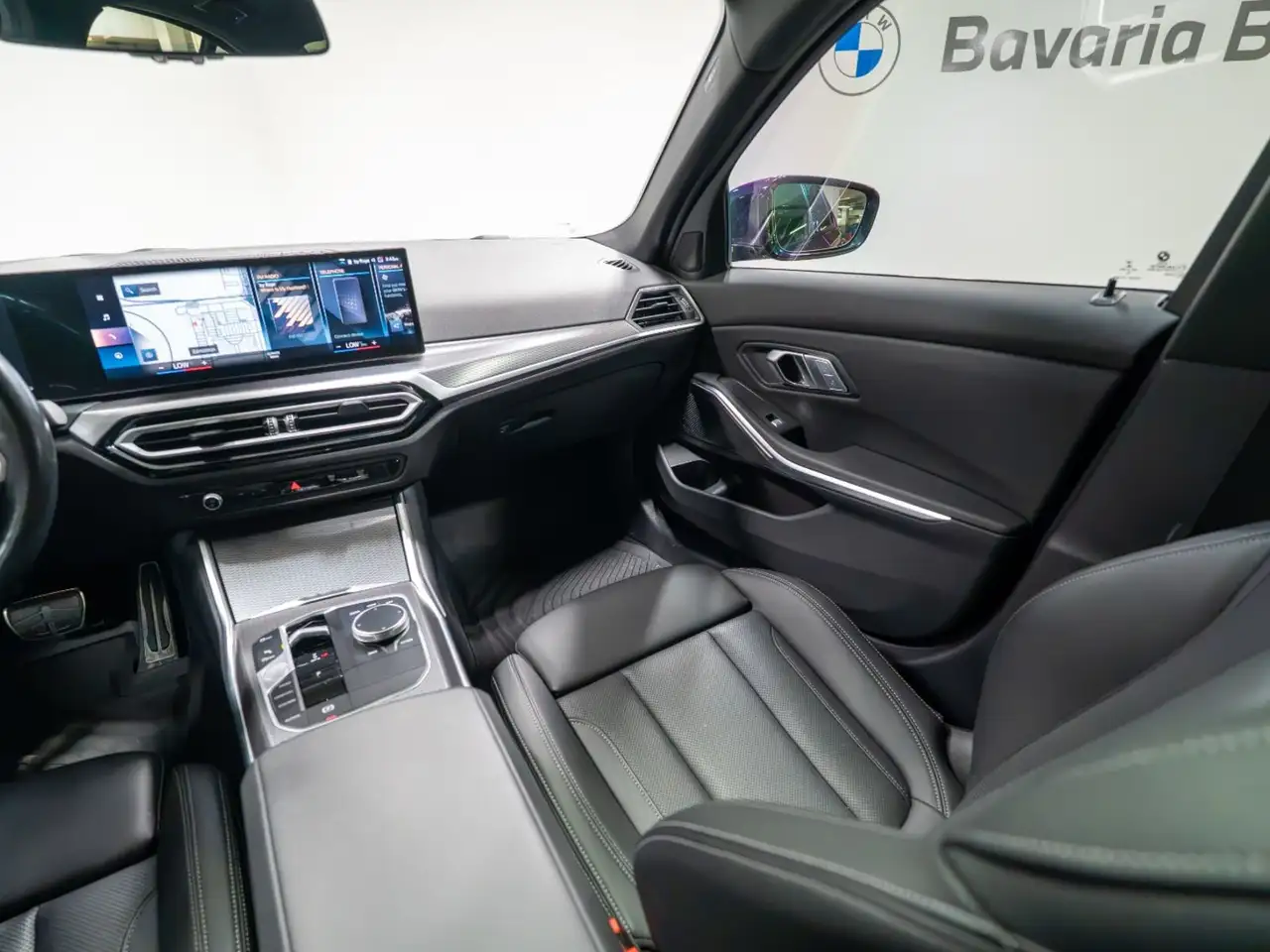 BMW 3 Series - Image 27