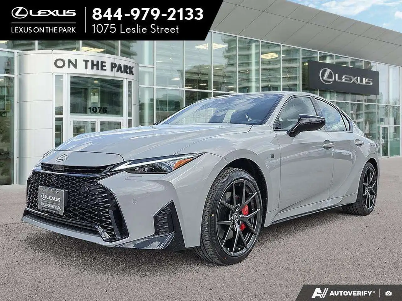 Lexus IS