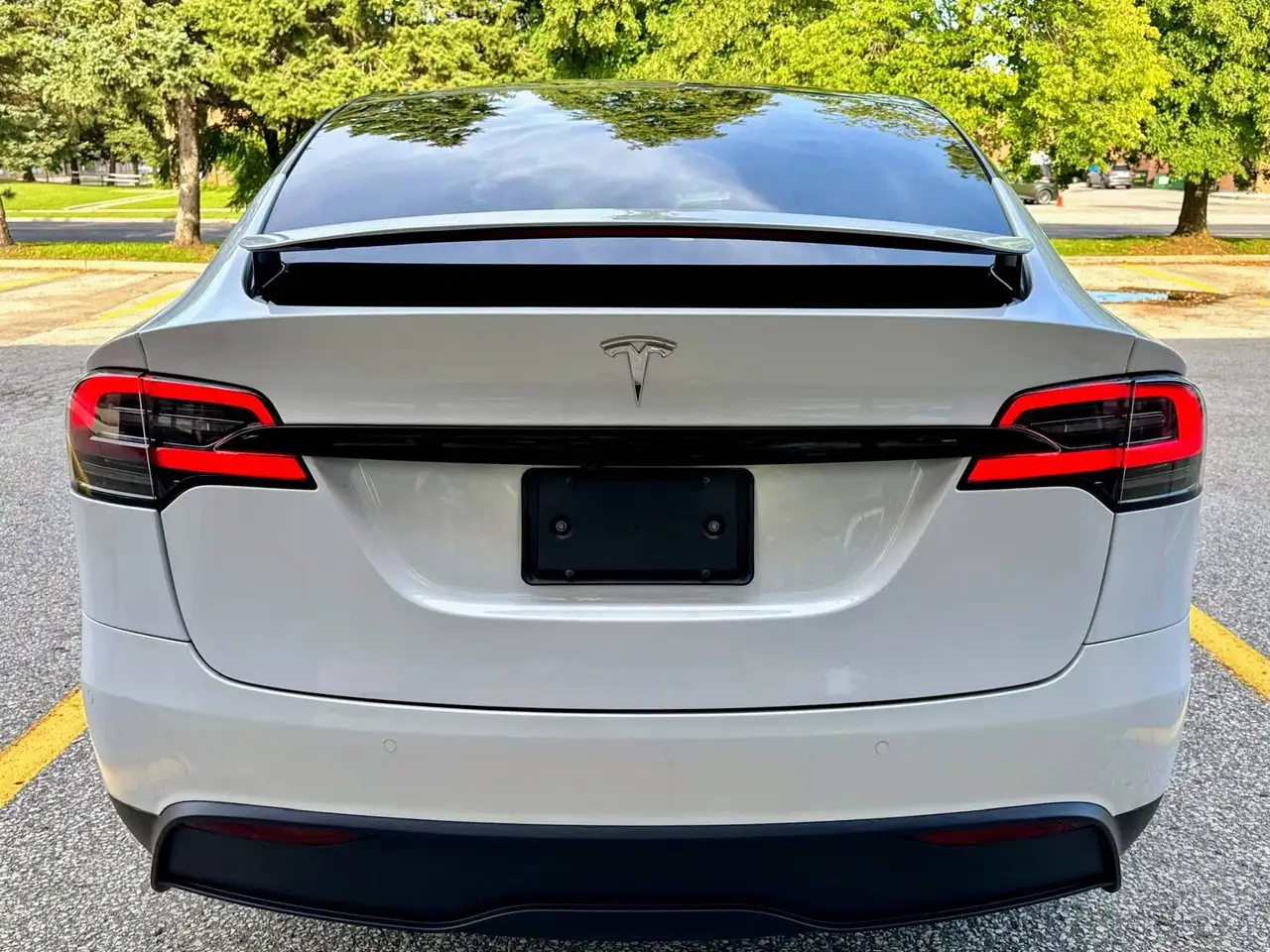 Tesla Model X - Image 5