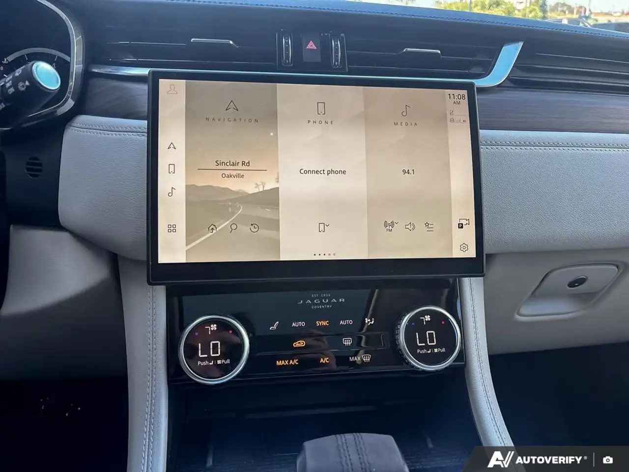 Jaguar F-Pace - Image 19