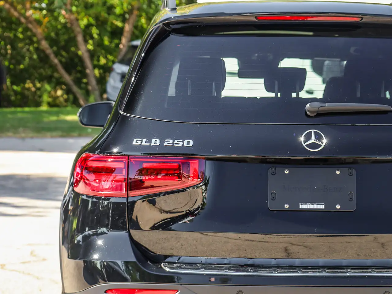 Mercedes-Benz GLB - Image 11