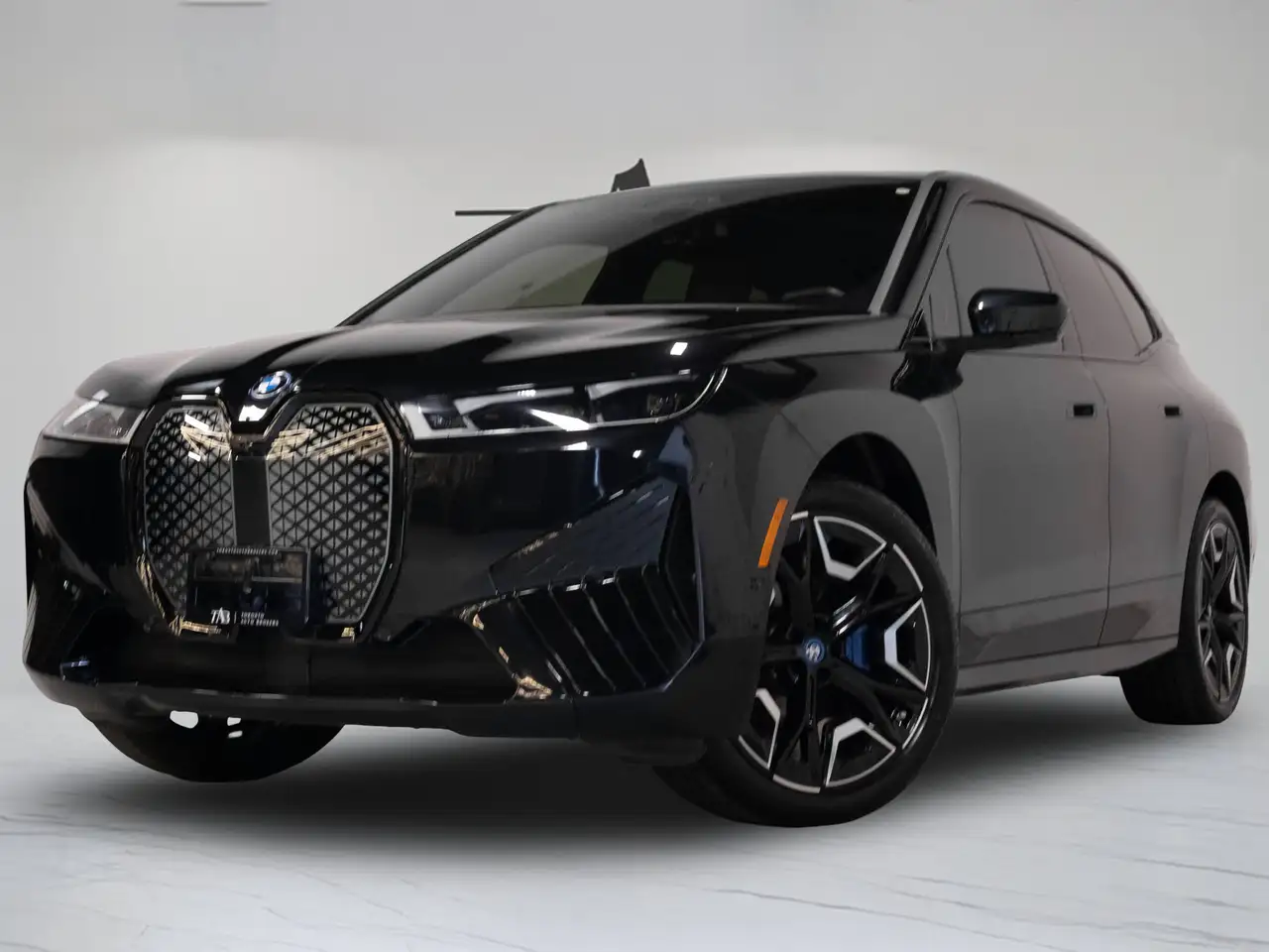 BMW iX - Image 3