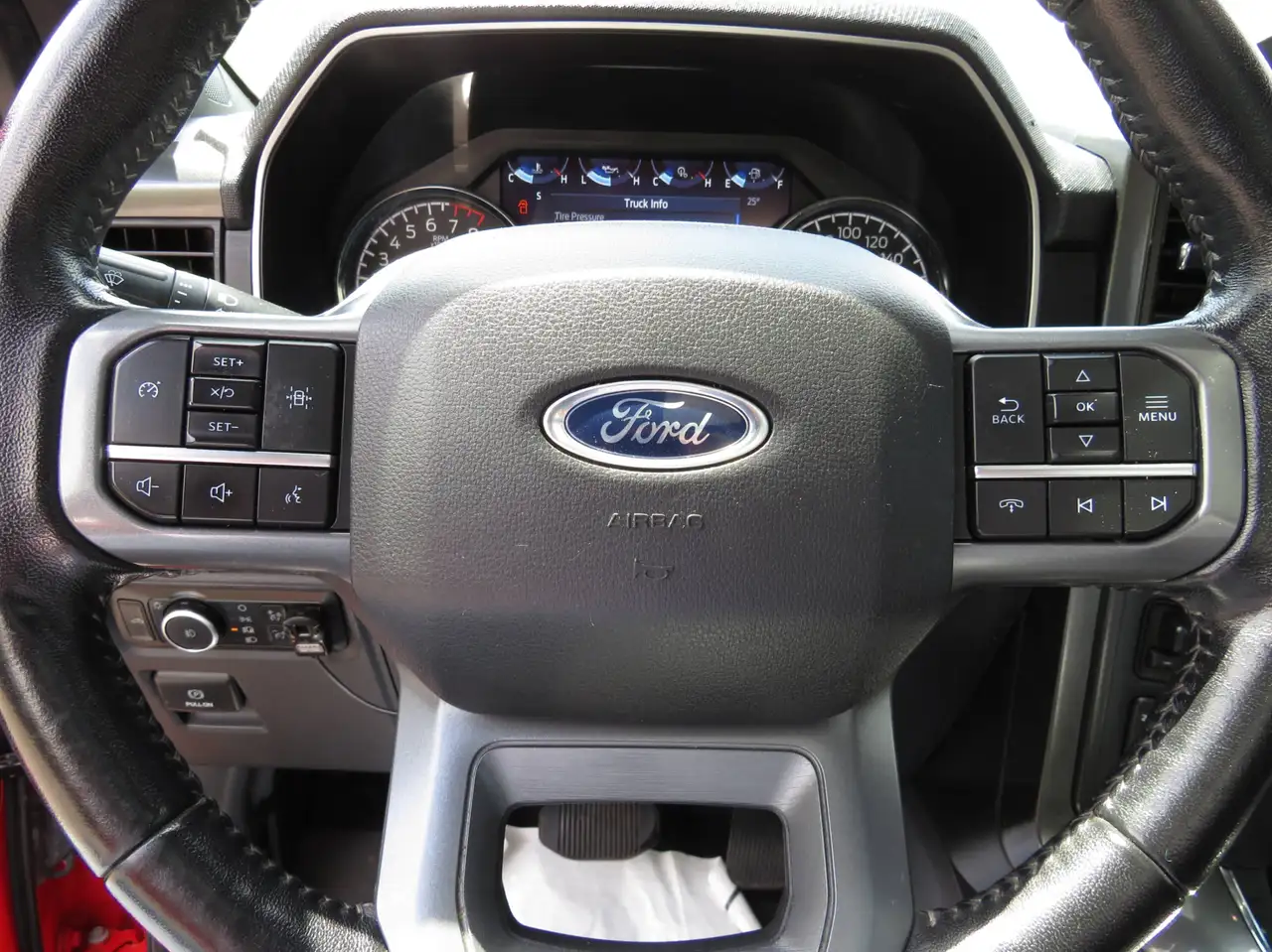 Ford F-150 - Image 20