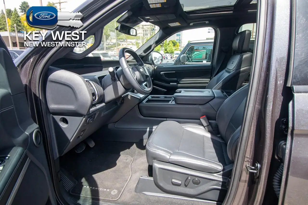Ford Expedition - Image 10