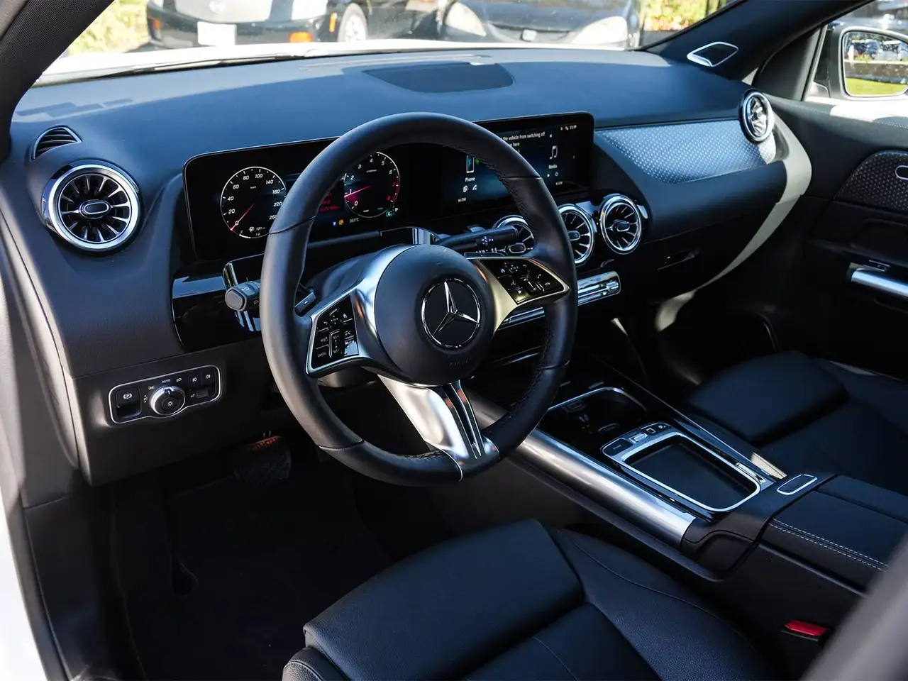 Mercedes-Benz GLA - Image 10
