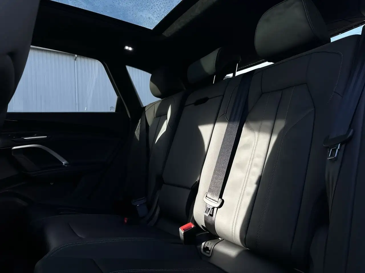 Audi Q5 - Image 30