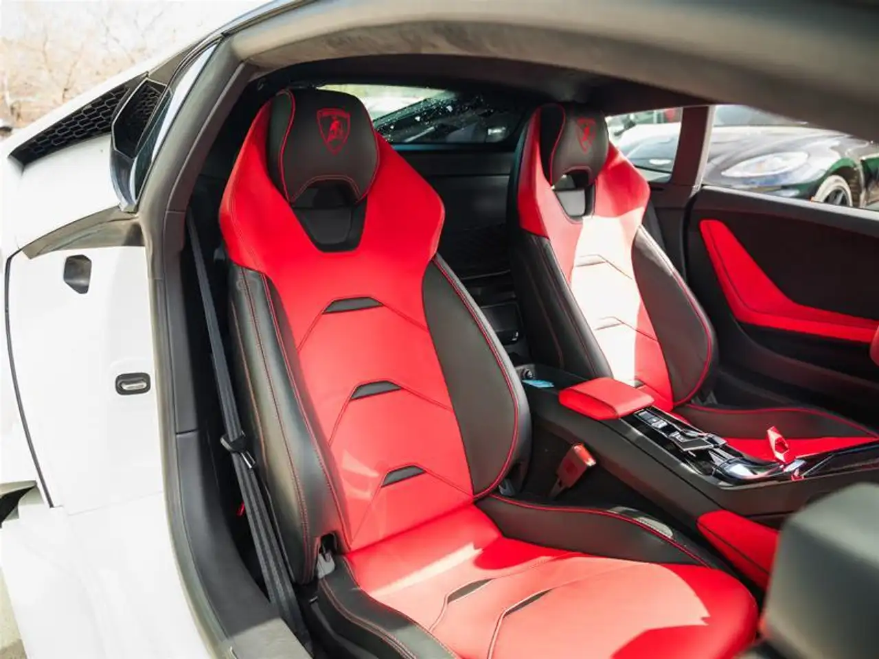 Lamborghini Huracán - Image 12