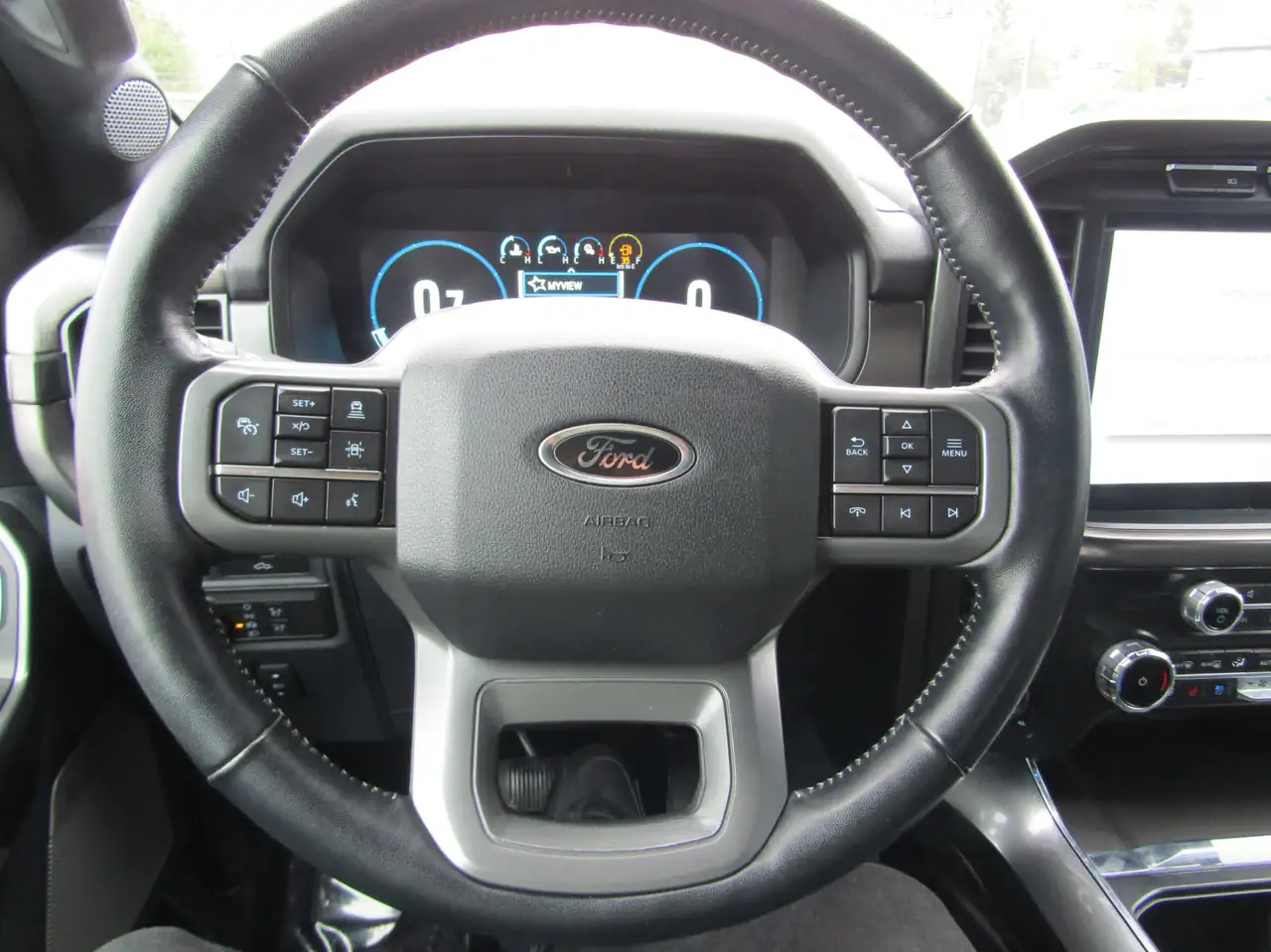 Ford F-150 - Image 18