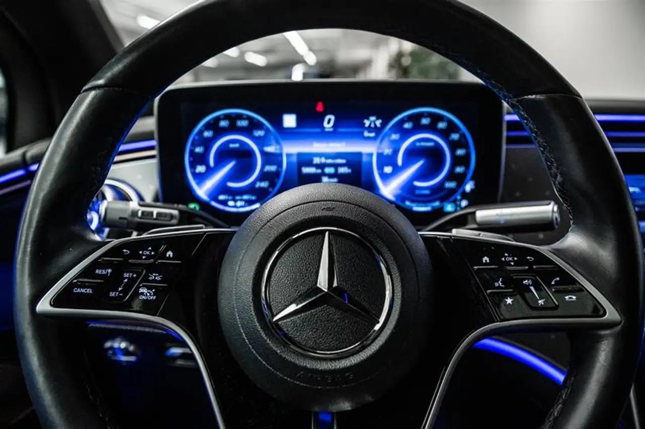 Mercedes-Benz EQS - Image 20