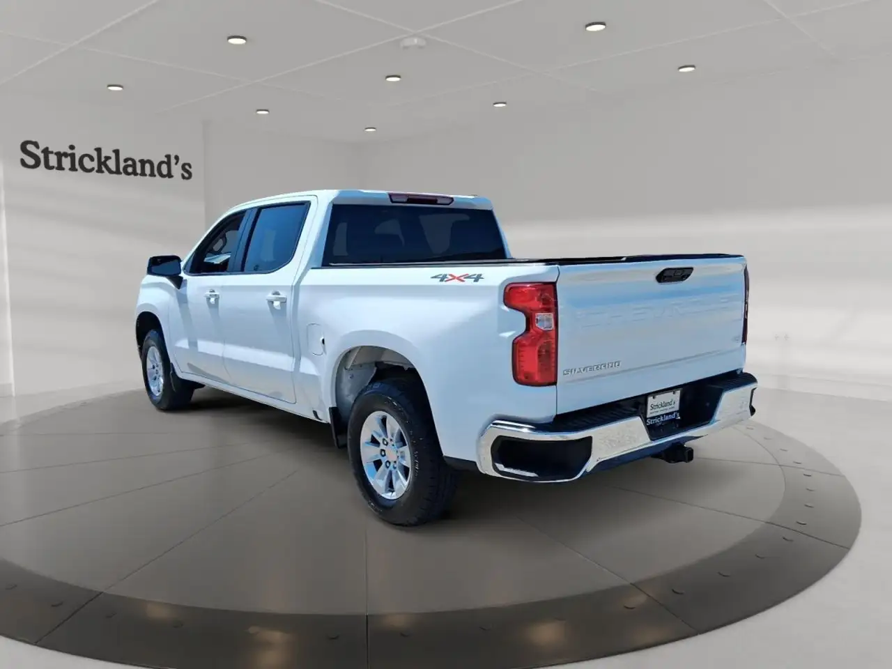 Chevrolet Silverado 1500 - Image 4