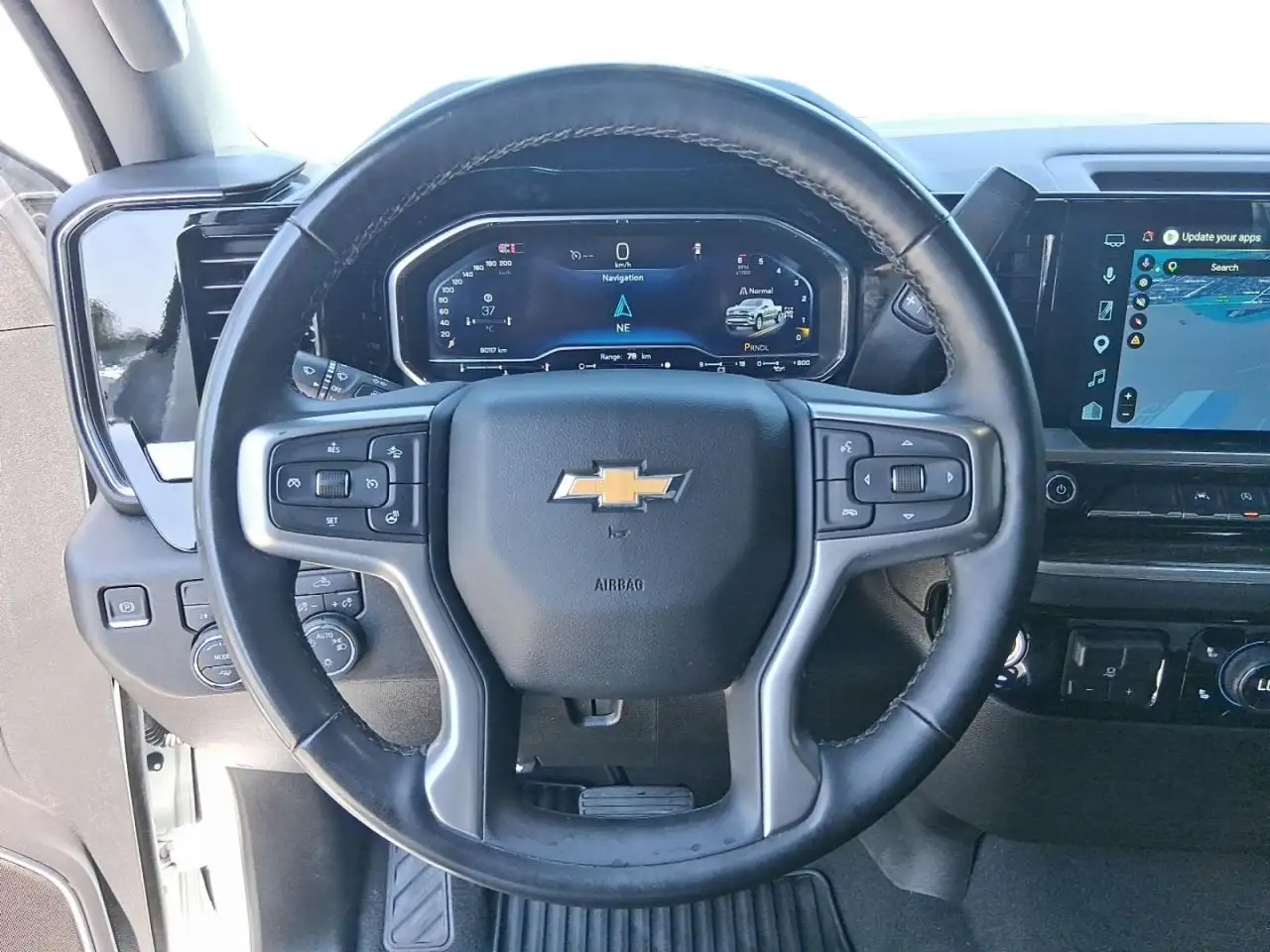 Chevrolet Silverado 1500 - Image 11
