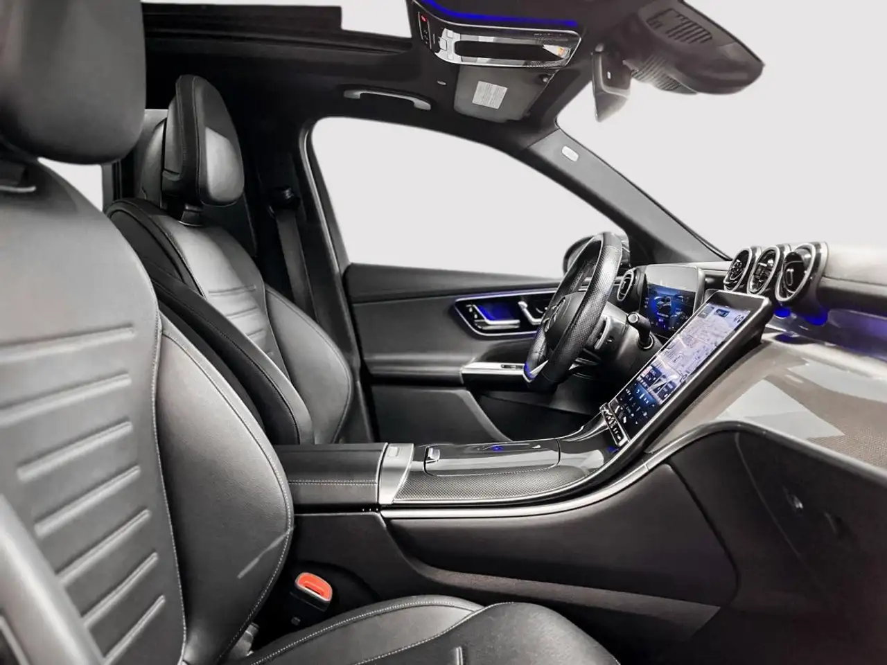 Mercedes-Benz GLC - Image 23