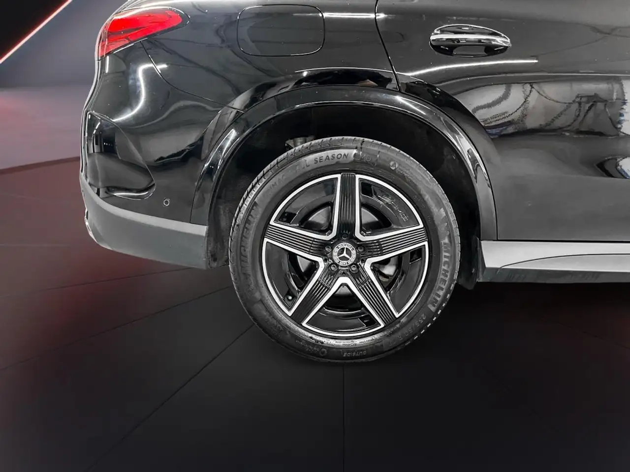 Mercedes-Benz GLC - Image 10