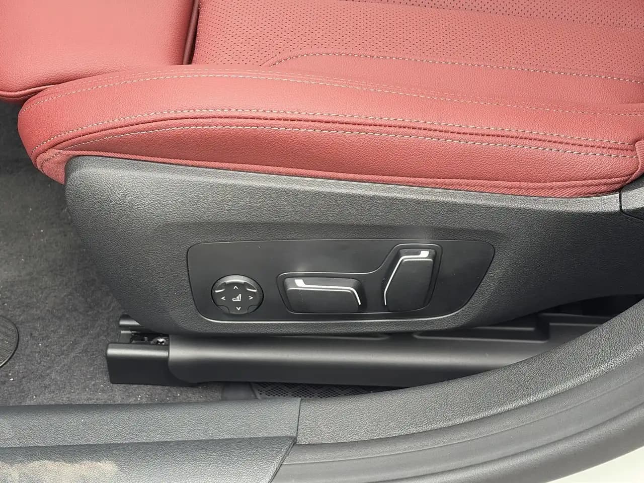 BMW 4 Series - Image 20