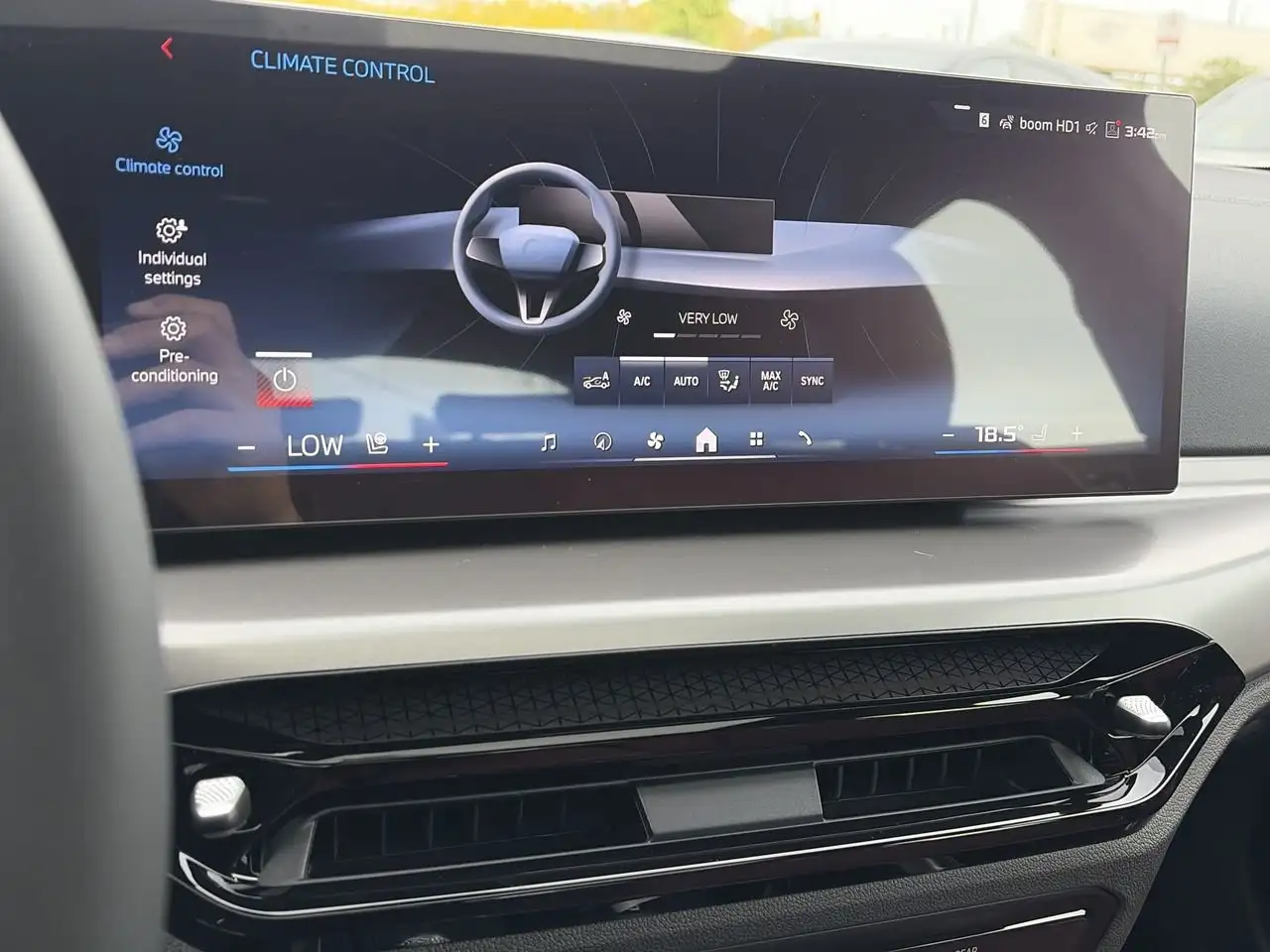 BMW 4 Series - Image 27