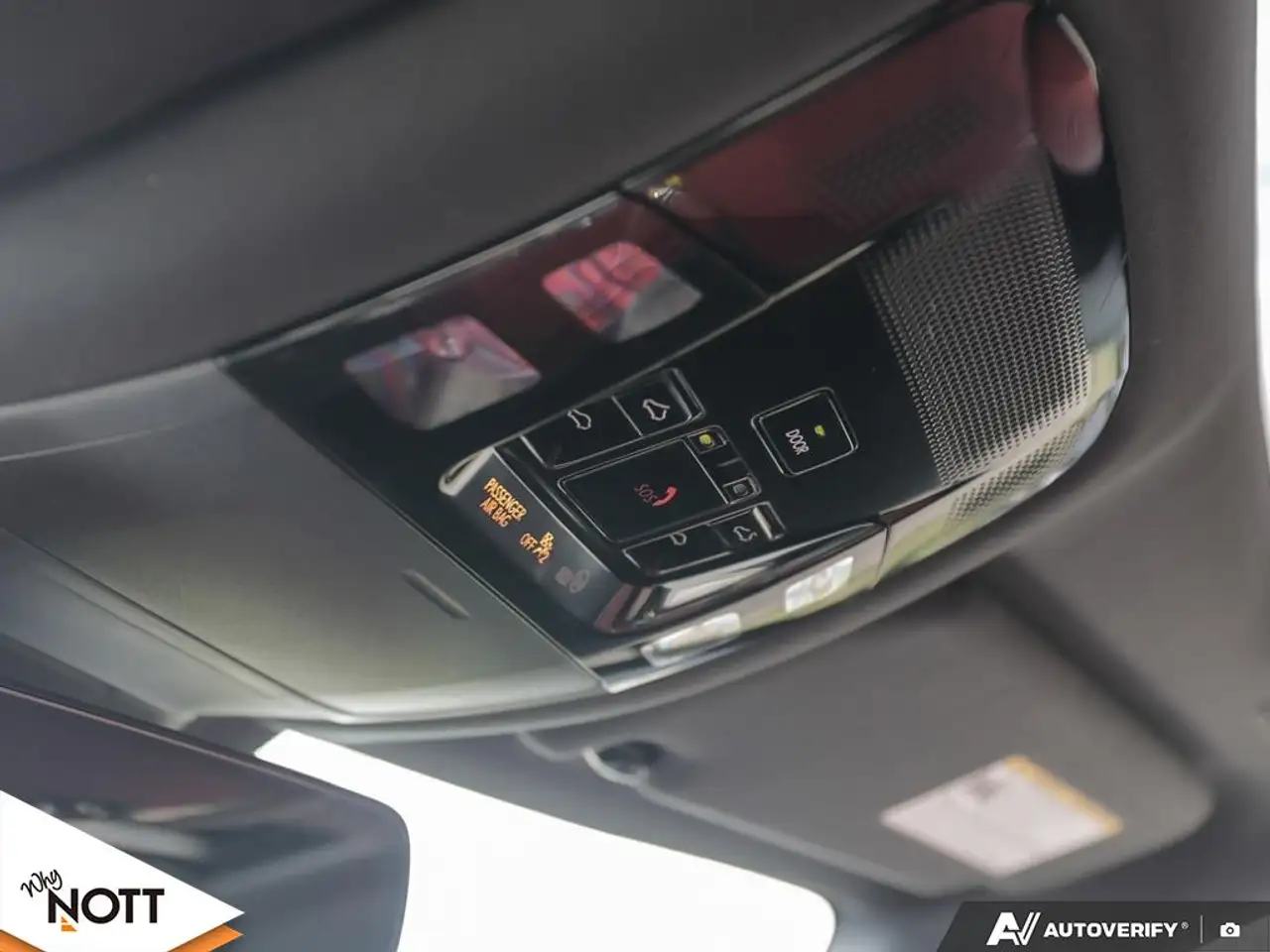 Lexus RX 350 - Image 22