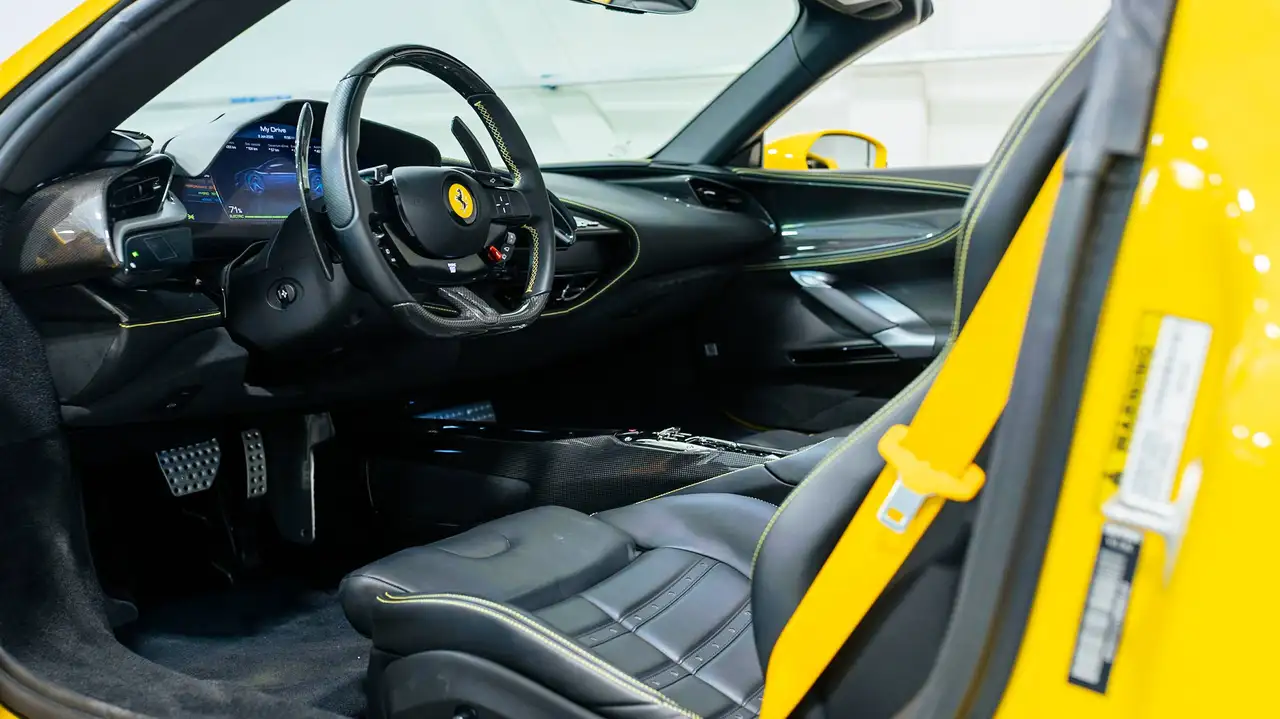 Ferrari SF90 Spider - Image 4