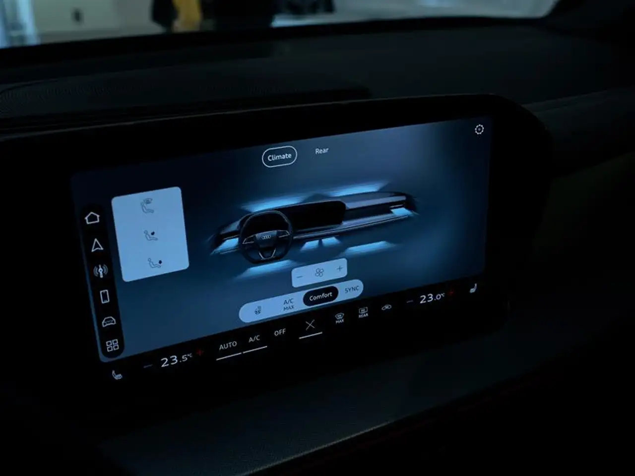 Audi Q3 - Image 36