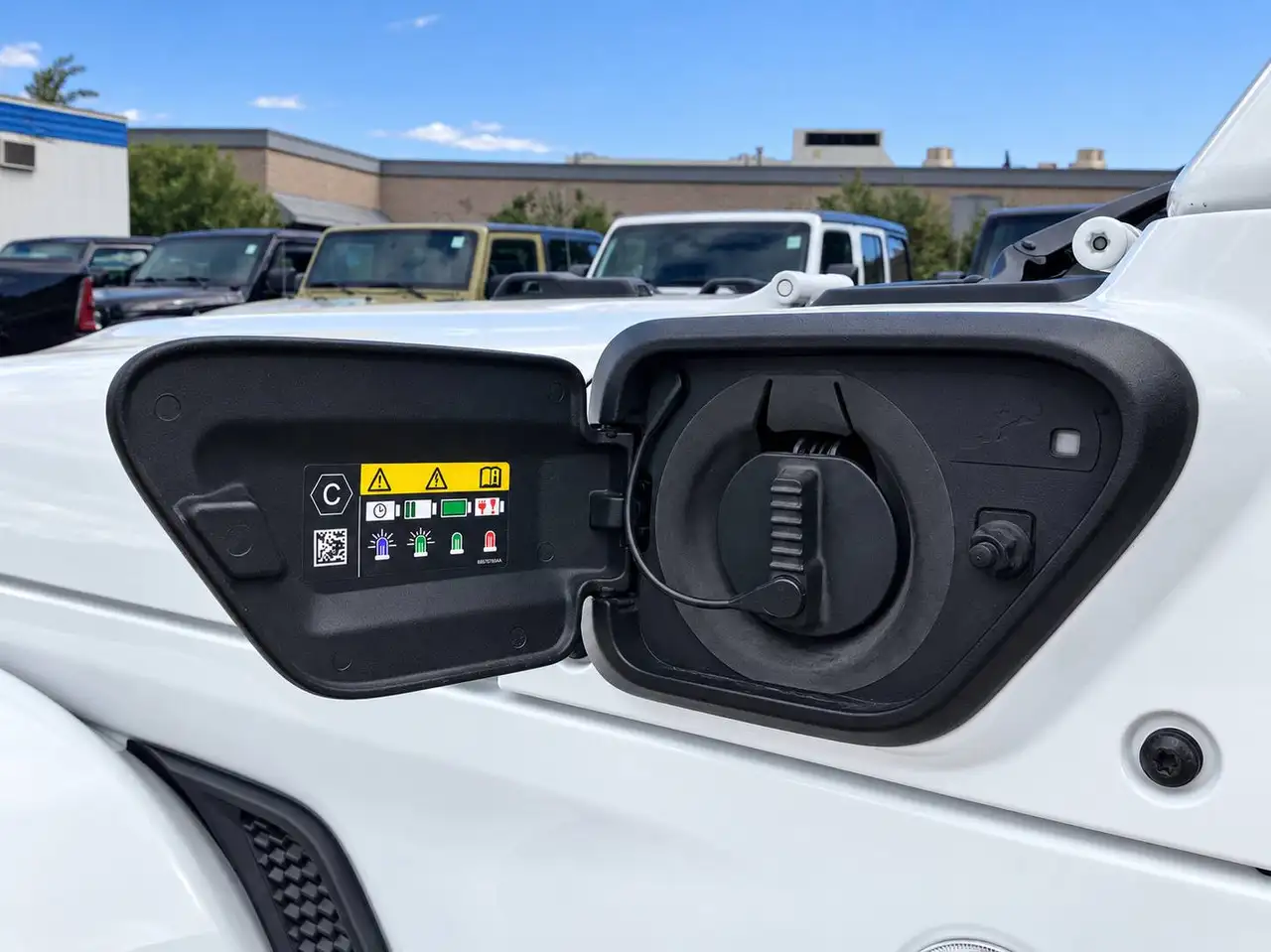 Jeep Wrangler - Image 24