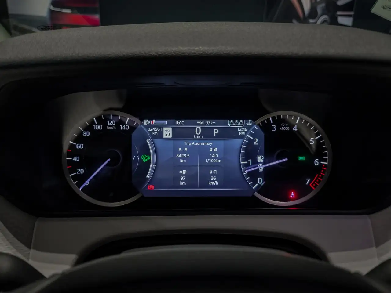 Land Rover Range Rover Velar - Image 13