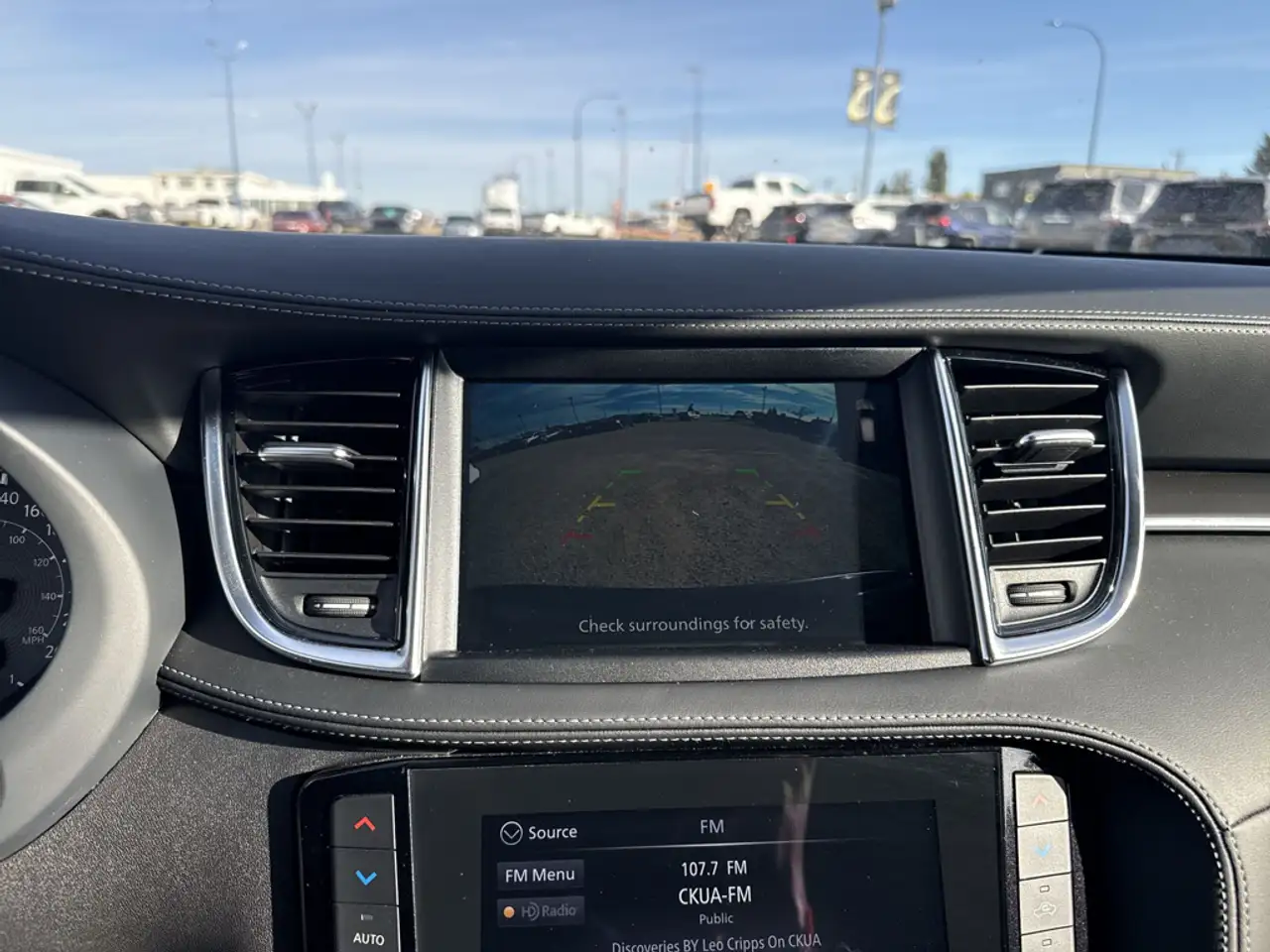 Infiniti QX50 - Image 17